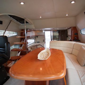 saloon
