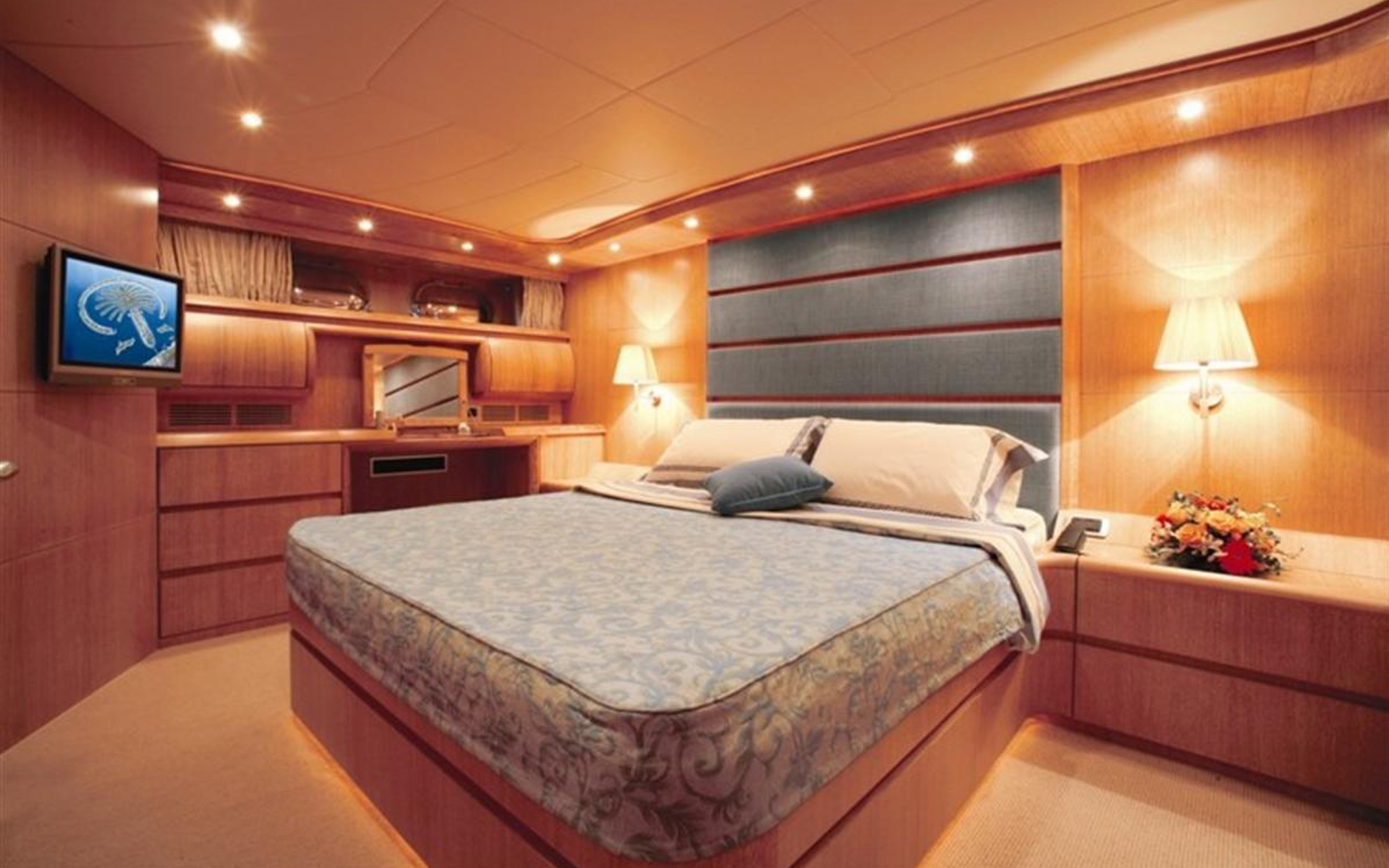 master cabin of a yacht